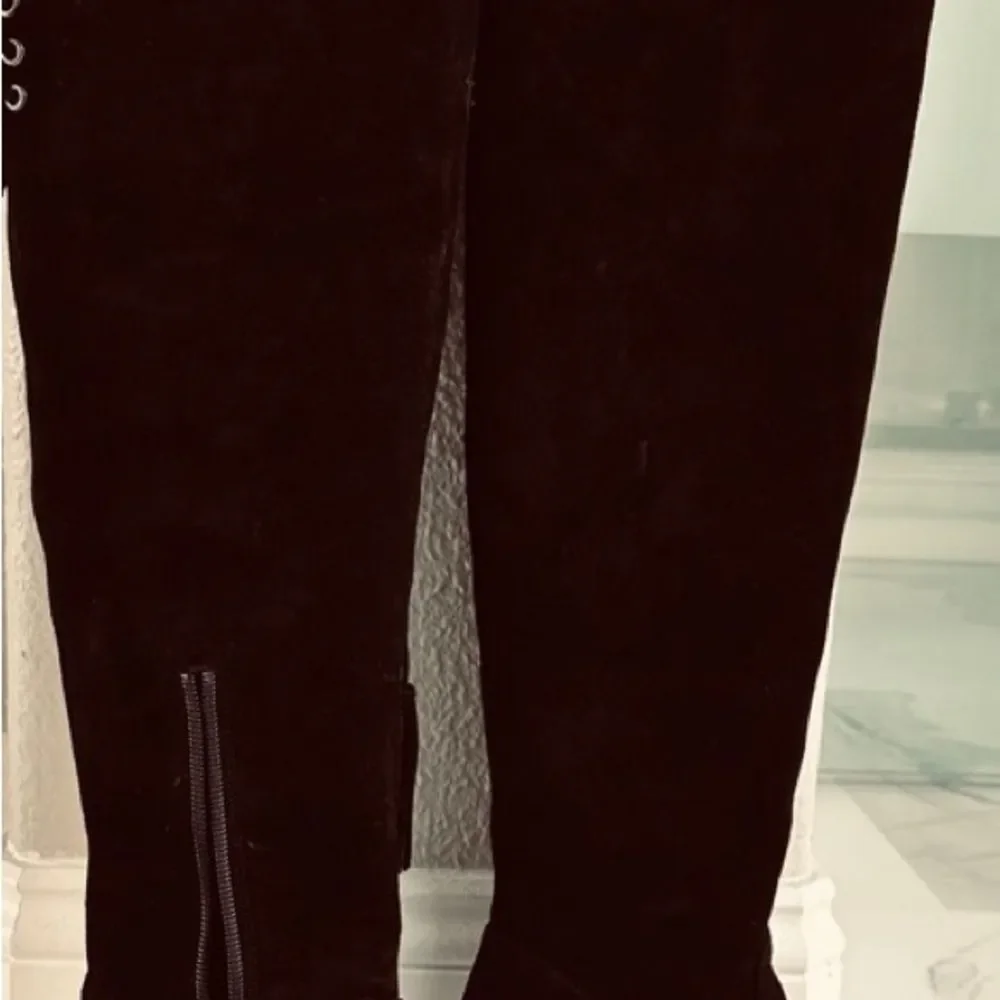 Vince Camuto Over the Knee Tall Brown Boot (NWOT) Size 6